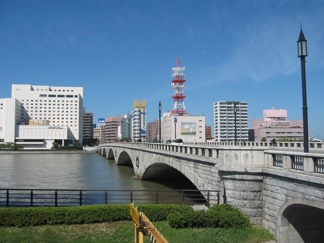 萬代橋とみなとぴあ、定番の新潟市内さんぽ日帰りプラン