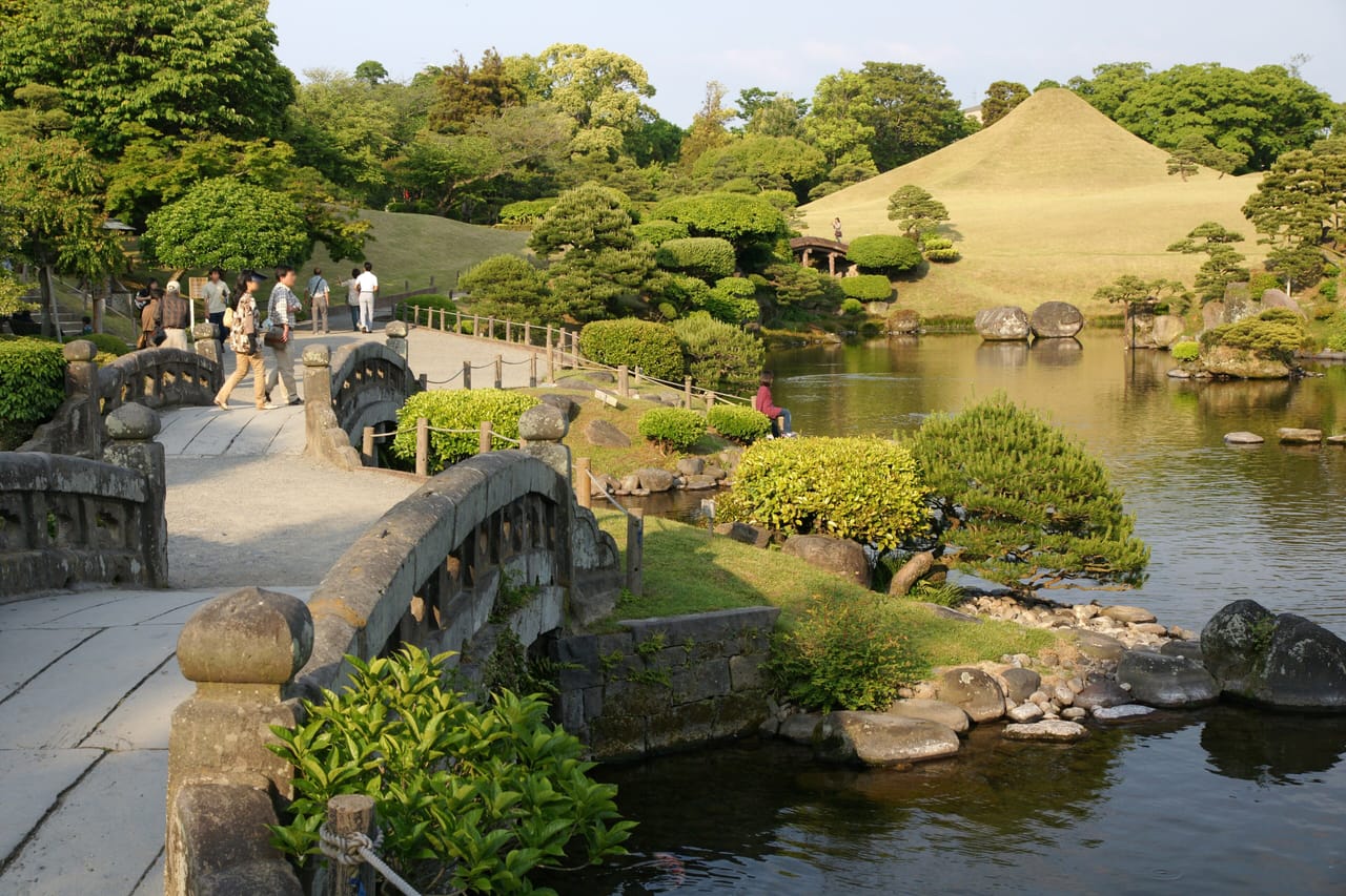 水前寺成趣園と藤崎八旛宮、熊本の庭園と信仰を巡るプラン