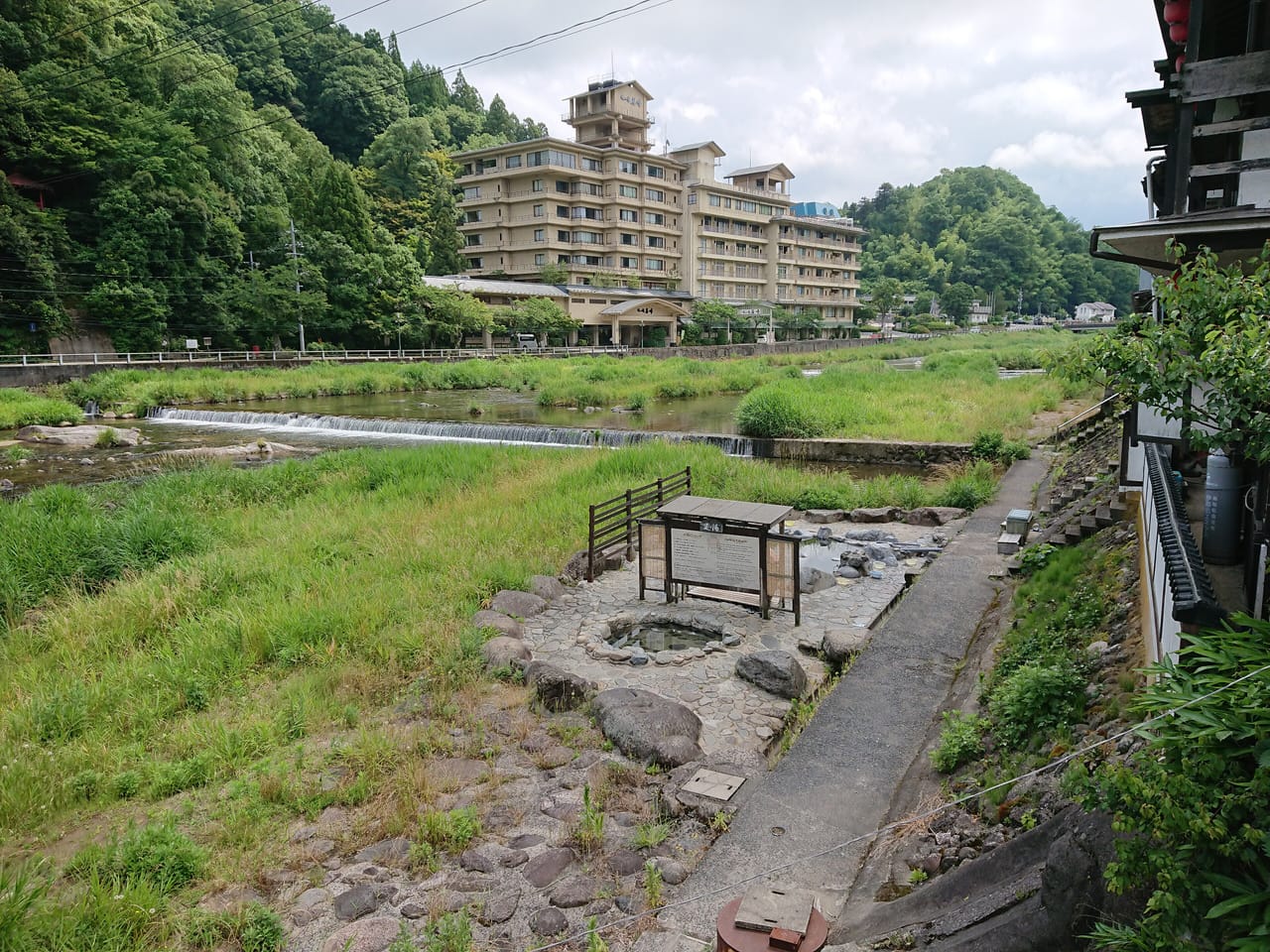 三朝温泉、世界屈指のラジウム泉を楽しむ定番日帰りプラン