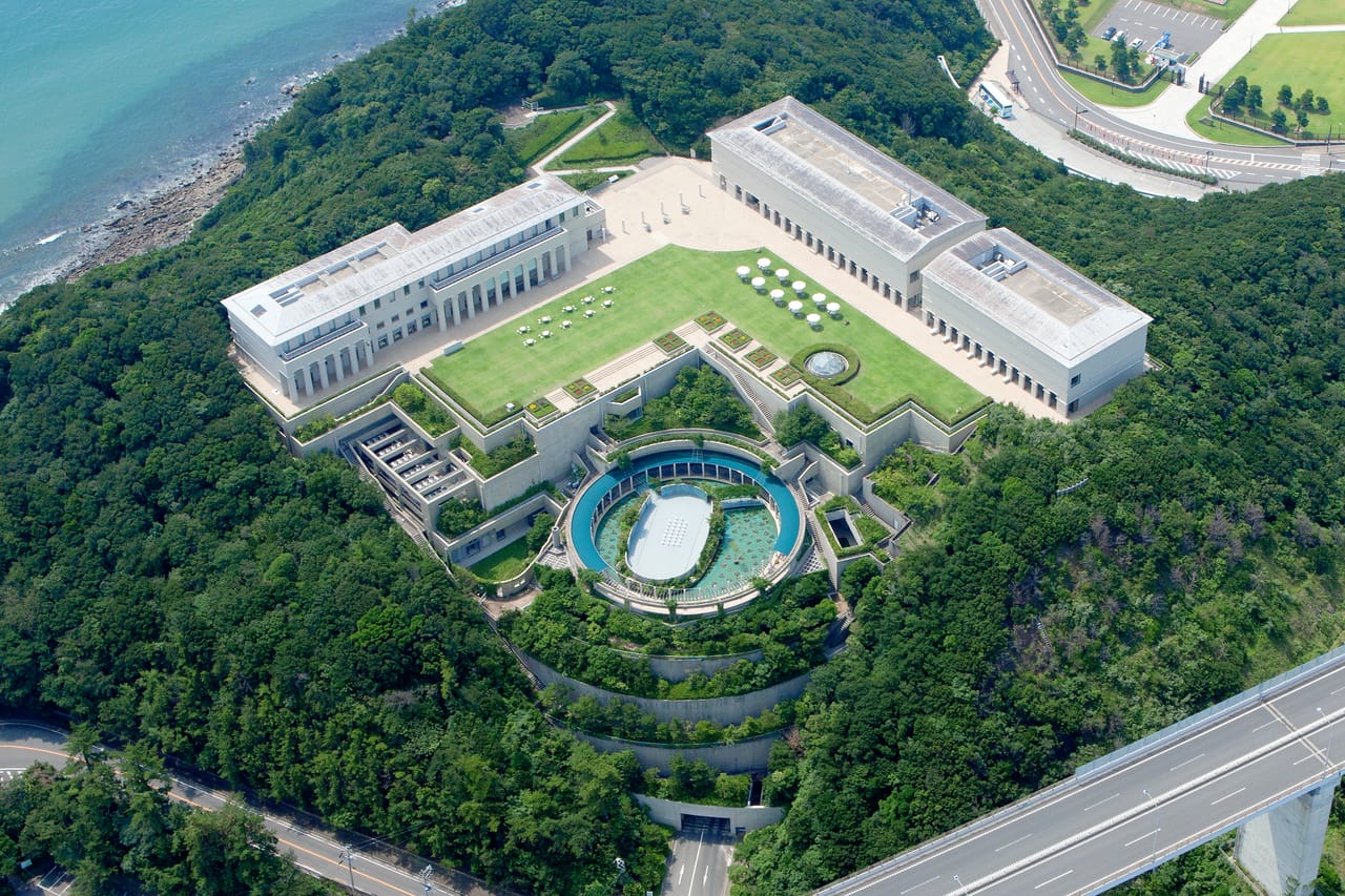 大塚国際美術館、世界の名画を陶板で再現した美術館プラン