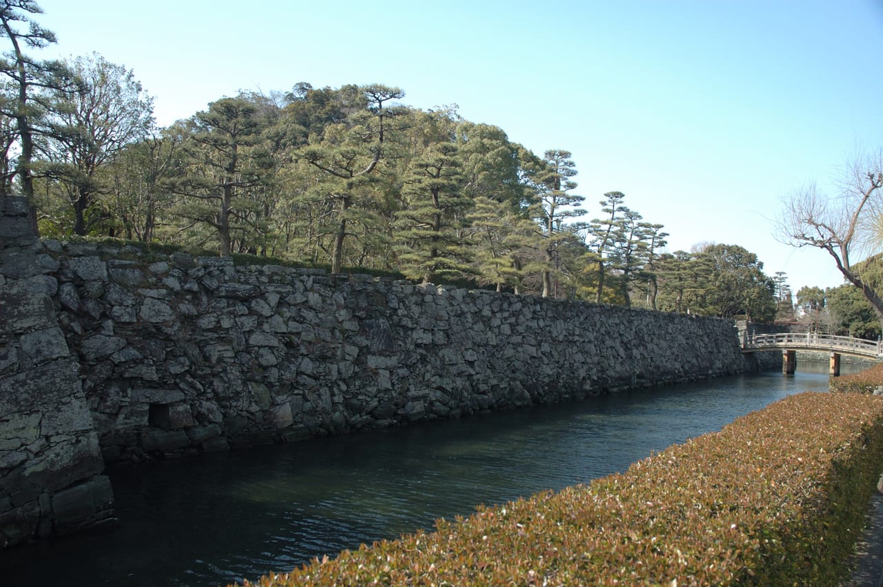 徳島城跡と徳島中央公園、蜂須賀家の城下町を歩くプラン